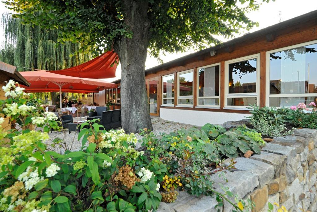 Espelkamp-Mittwald Hotel Dreimaedelhaus מראה חיצוני תמונה