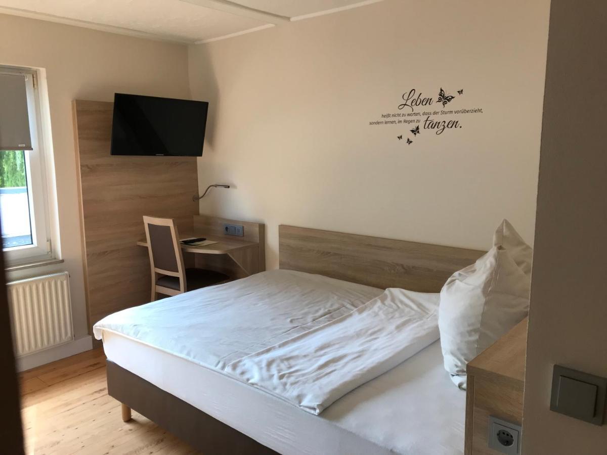 Espelkamp-Mittwald Hotel Dreimaedelhaus מראה חיצוני תמונה